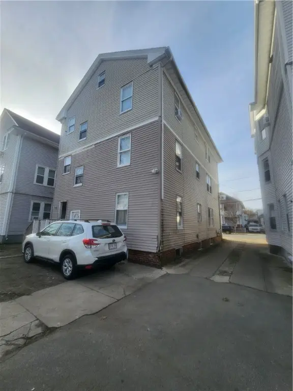 37 Pembroke Avenue, Providence, RI 02908 - Image #2