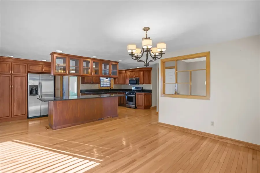 9 Holmes Road, Coventry, RI 02816 - Image #2