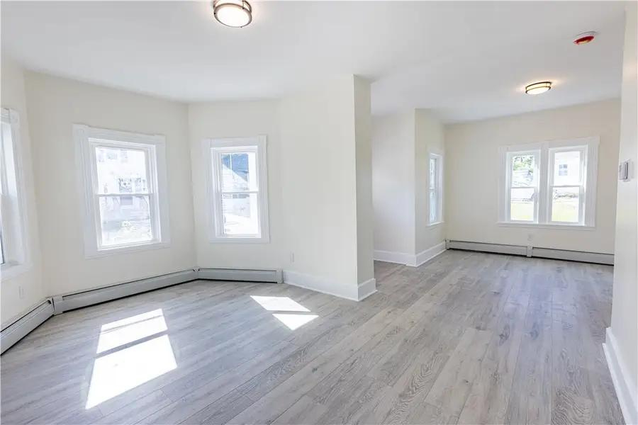 90 Winthrop Avenue, Providence, RI 02908 - Image #2