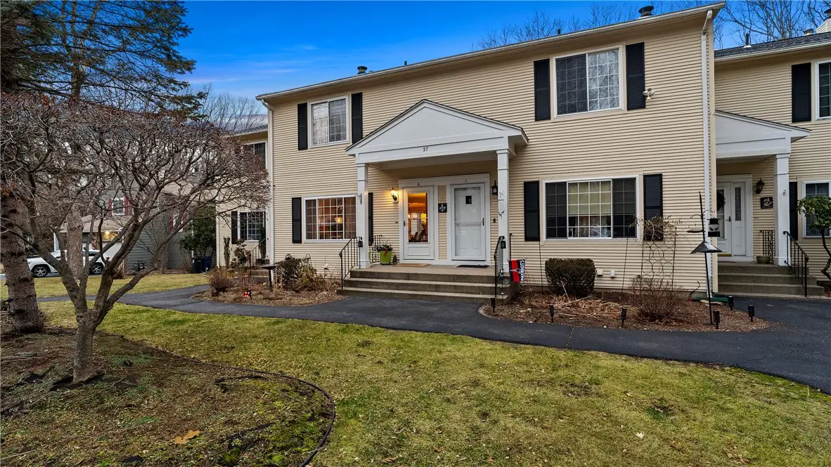 37 Eagle Run #37B, Warwick, RI 02818 - Image #1