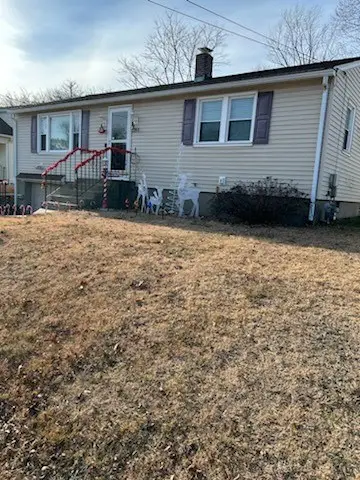 859 Pontiac Avenue, Cranston, RI 02910