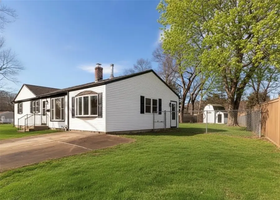 105 Hornet Road, North Kingstown, RI 02852 - Image #3