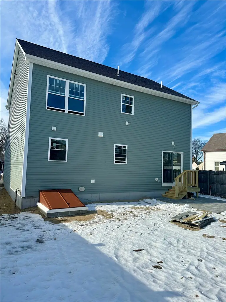 10 Dale Avenue, Cranston, RI 02910 - Image #2