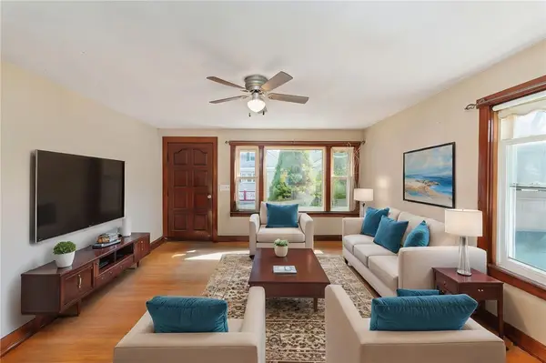 75 Northup Street, Warwick, RI 02889