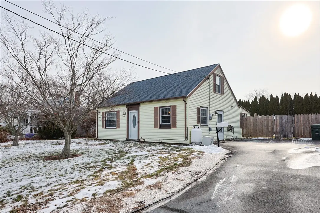 30 Sowams Drive, Bristol, RI 02809 - Image #1