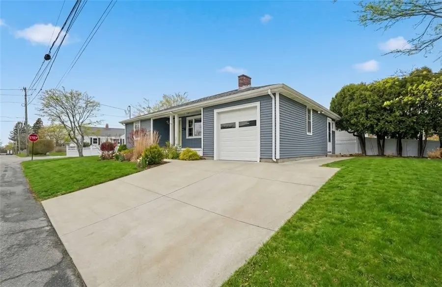 210 Robinson Street, East Providence, RI 02914 - Image #3