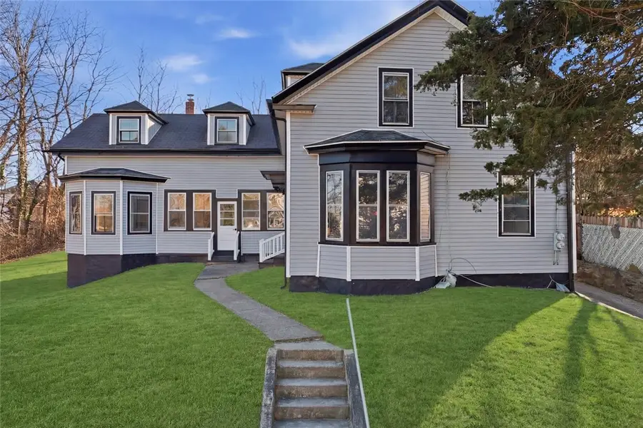 40 Youngs Avenue, West Warwick, RI 02893 - Image #2