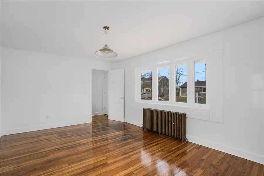 64 Martens Road, Portsmouth, RI 02871 - Image #2