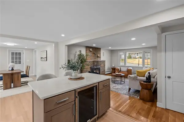 45 Valley View Drive, Cumberland, RI 02864