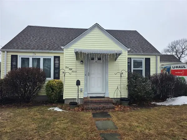 157 George Arden Avenue, Warwick, RI 02886