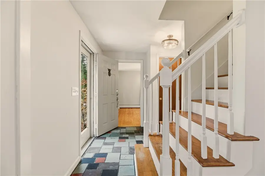 302 Hillsdale Road, Richmond, RI 02892 - Image #3