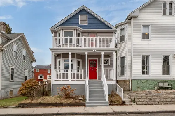 11 Bayview Avenue, Newport, RI 02840