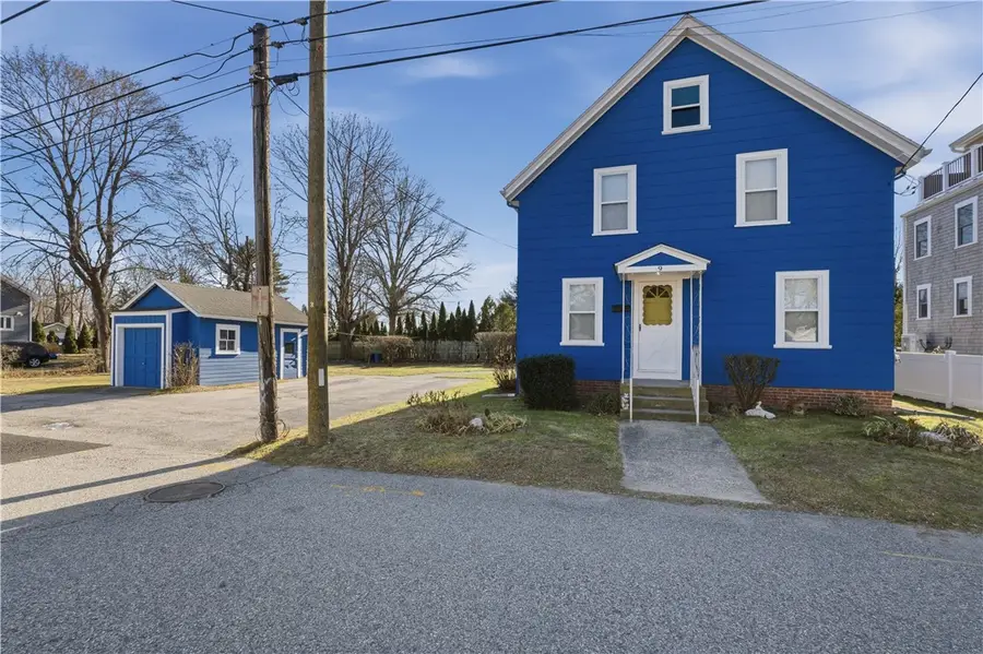 9 Lillis Avenue, Barrington, RI 02806 - Image #2