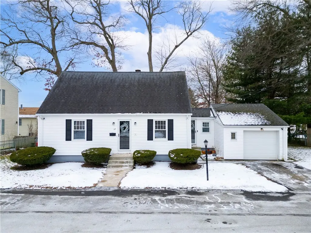 37 Columbus Avenue, North Providence, RI 02911 - Image #1