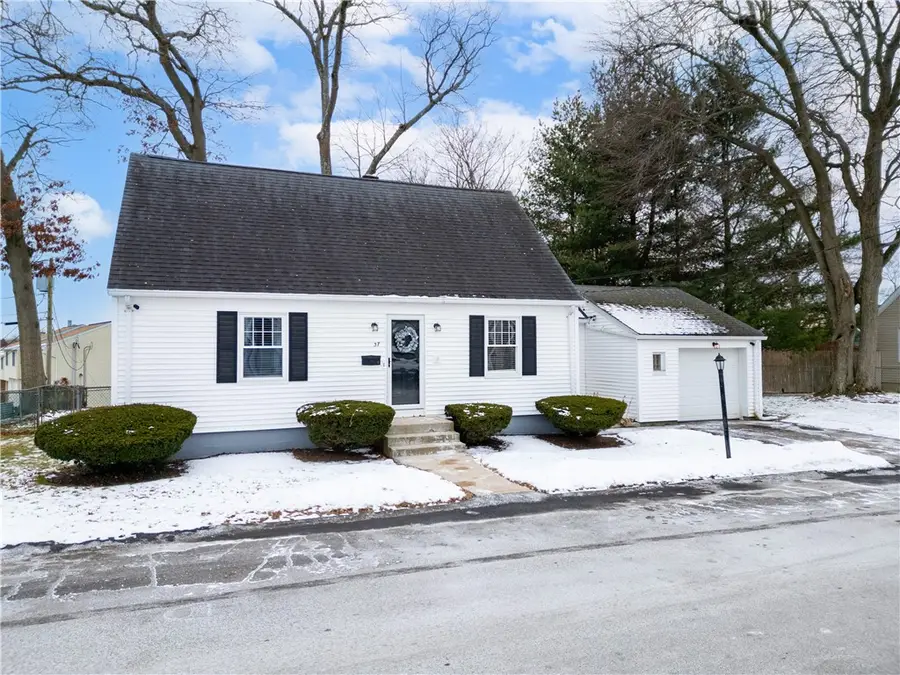 37 Columbus Avenue, North Providence, RI 02911 - Image #2