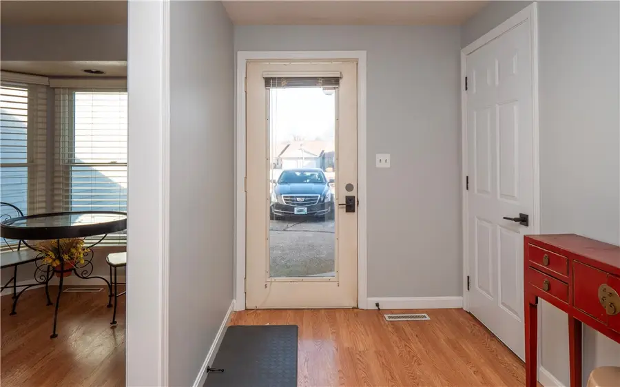 83 Valley Lane, Portsmouth, RI 02871 - Image #2