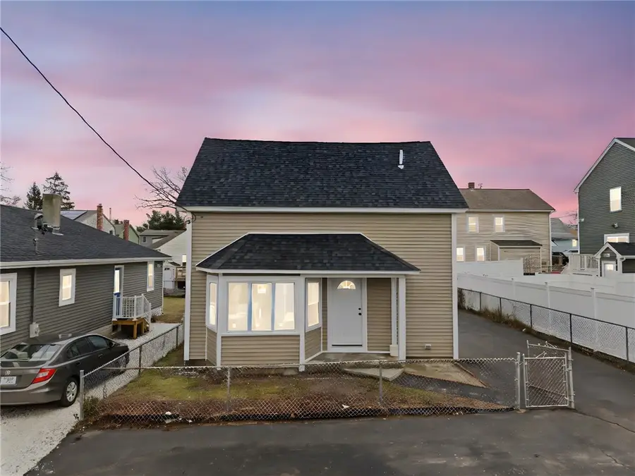 72 Stowe Avenue, Riverside, RI 02915 - Image #2