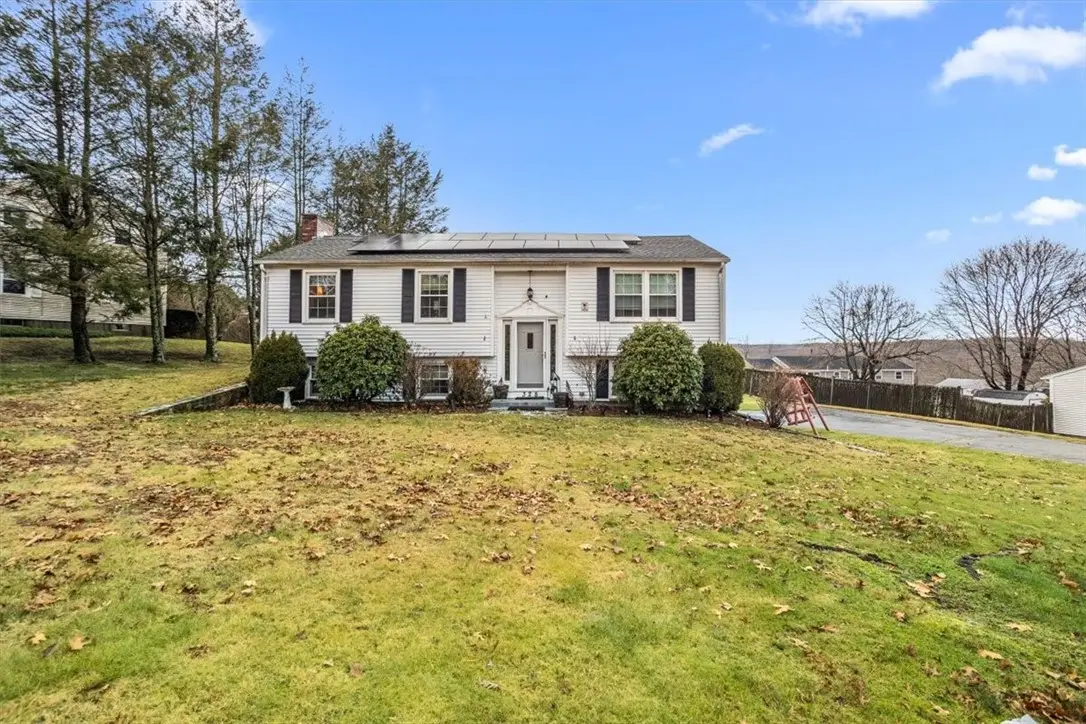 328 New London Avenue, West Warwick, RI 02893 - Image #1