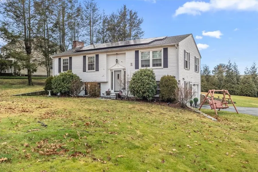 328 New London Avenue, West Warwick, RI 02893 - Image #3