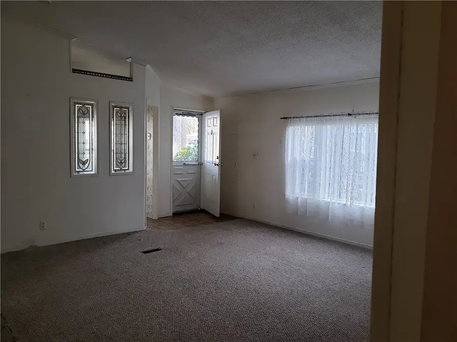 53 Lear Drive, Coventry, RI 02816 - Image #3