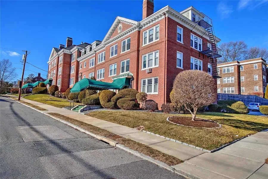 242 President Avenue #11, Providence, RI 02906 - Image #3