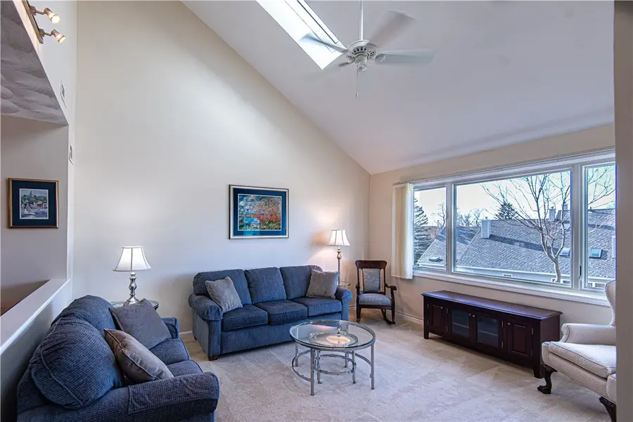 87 Nipmuc Trail #D, North Providence, RI 02904 - Image #3