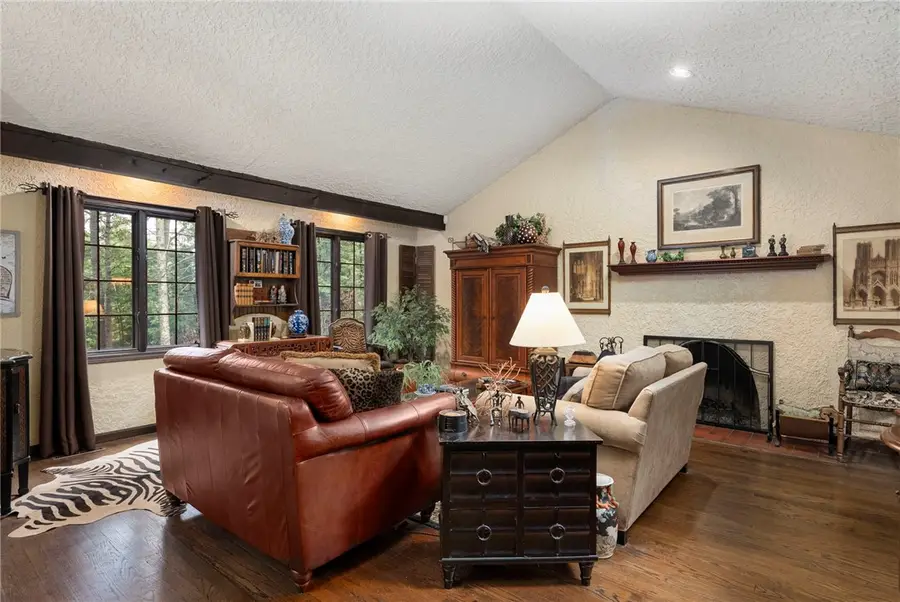 28 Weaver Hill Road, West Greenwich, RI 02817 - Image #2