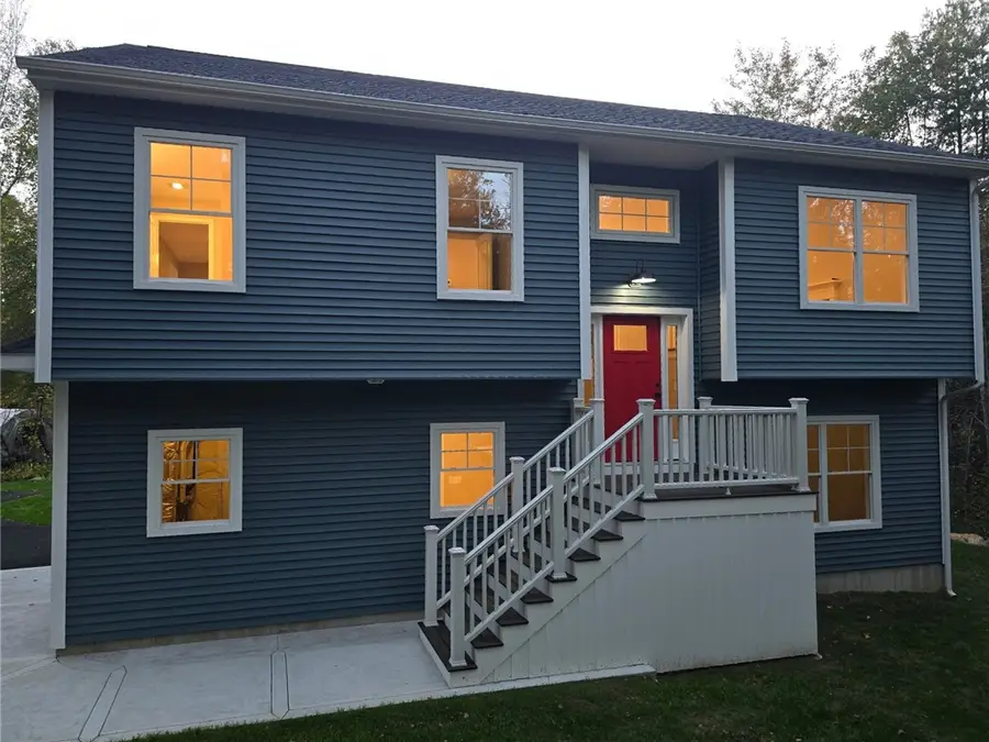 955 Chopmist Hill Road, Scituate, RI 02857 - Image #3