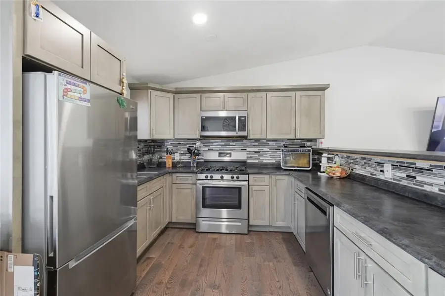 50 Batcheller Avenue, Providence, RI 02904 - Image #3