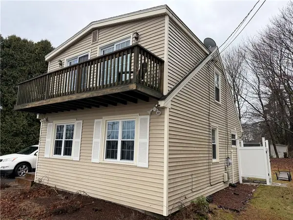 844 Boston Neck Road, Narragansett, RI 02882