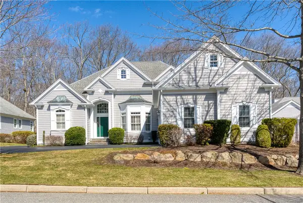 85 Fry Brook Drive, East Greenwich, RI 02818