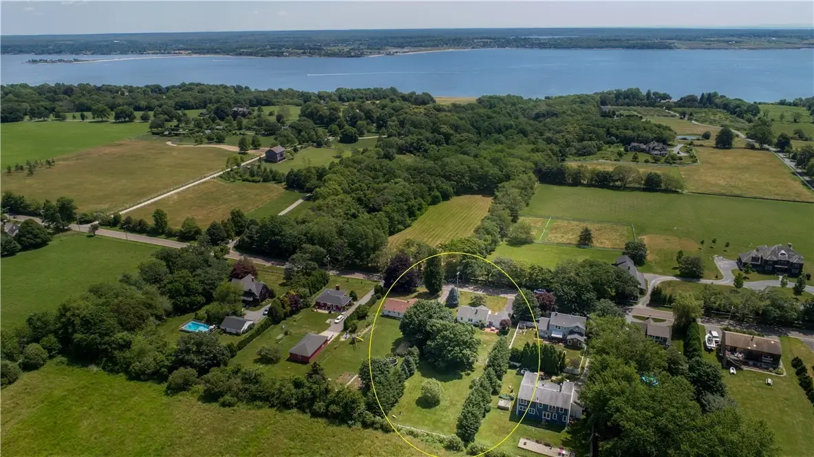 415 Wapping Road, Portsmouth, RI 02871 - Image #1