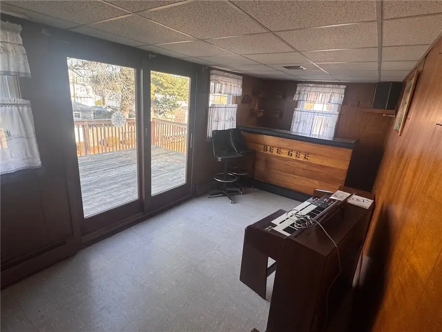 26 Callender Avenue, East Providence, RI 02914 - Image #3