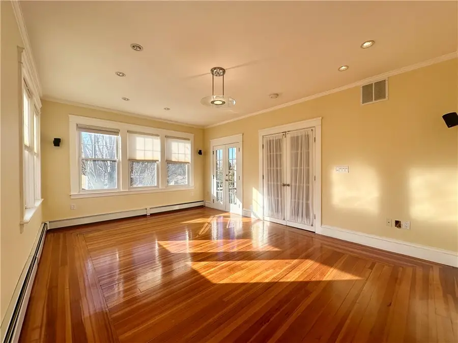 181 Cole Avenue #2, Providence, RI 02906 - Image #3