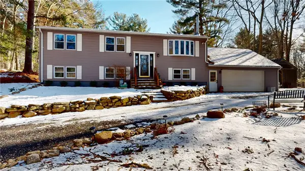 120 Pig Hill Road, Coventry, RI 02827