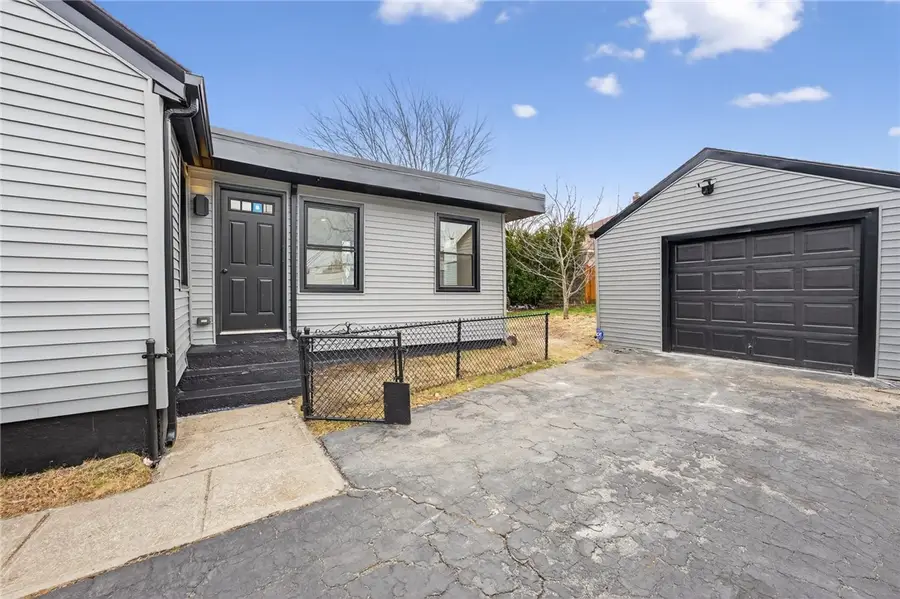 326 Beckwith Street, Cranston, RI 02910 - Image #3