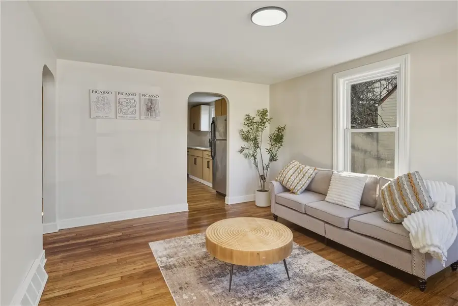 6 Field Avenue, West Warwick, RI 02893 - Image #2