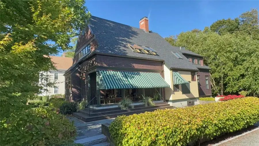 9 Howe Street, Bristol, RI 02809 - Image #2