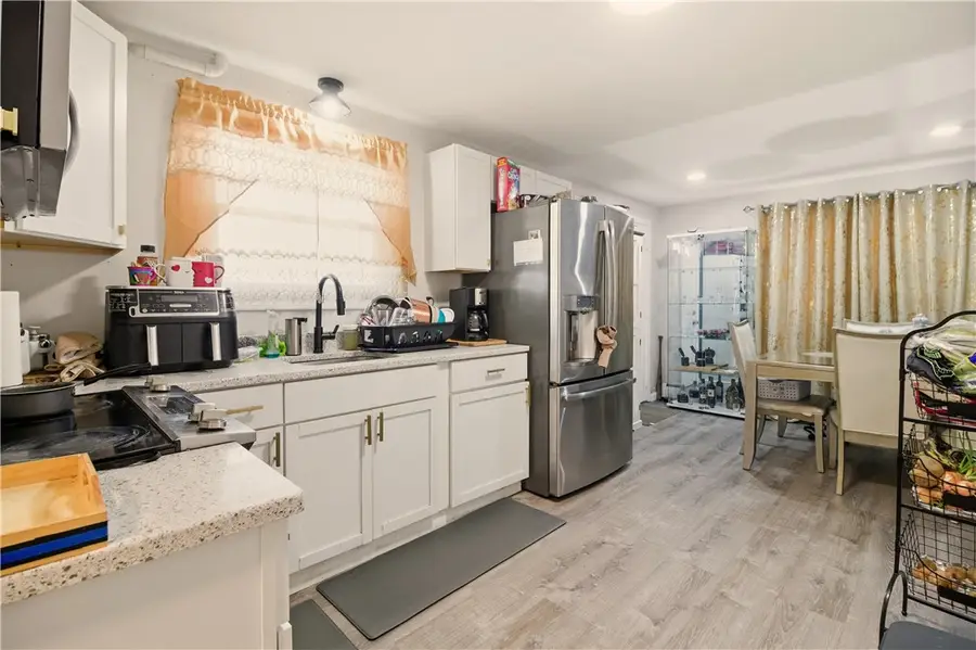 523 Dexter Street, Providence, RI 02907 - Image #3