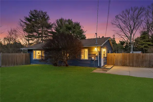 12 Paige Drive, Coventry, RI 02816