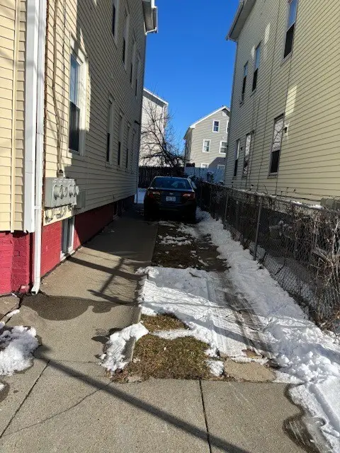 18 NW Geneva Street, Providence, RI 02908 - Image #3