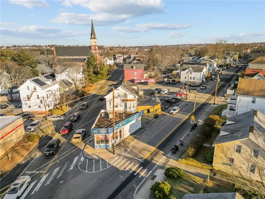 1039 Douglas Avenue, Providence, RI 02904 - Image #3