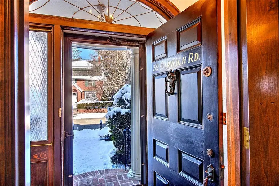 39 Harwich Road, Providence, RI 02906 - Image #2