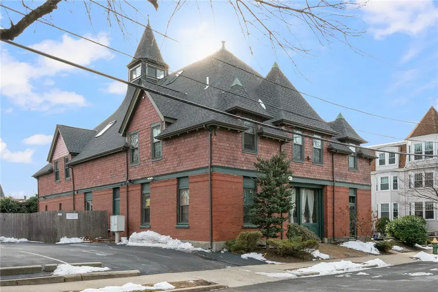 10 Slocum Street #5, Providence, RI 02909 - Image #2