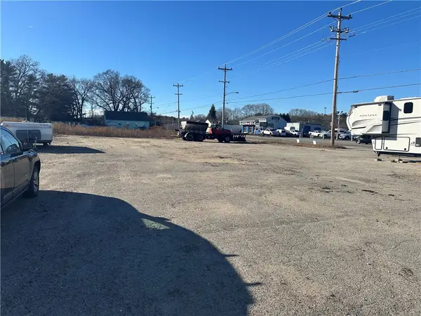 660 Tiogue Avenue, Coventry, RI 02816