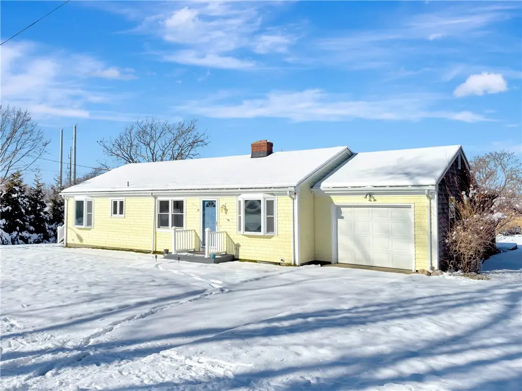 19 Brown Terrace, Portsmouth, RI 02871 - Image #1