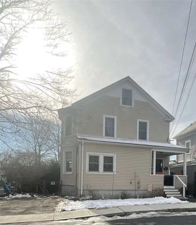 19 Vernon Avenue, Newport, RI 02840 - #3