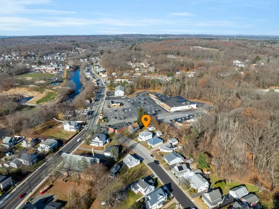 10 Huntington Avenue, Blackstone, MA 01504 - Image #3