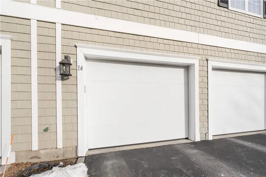 667 Metacom Avenue #14, Bristol, RI 02809 - Image #3