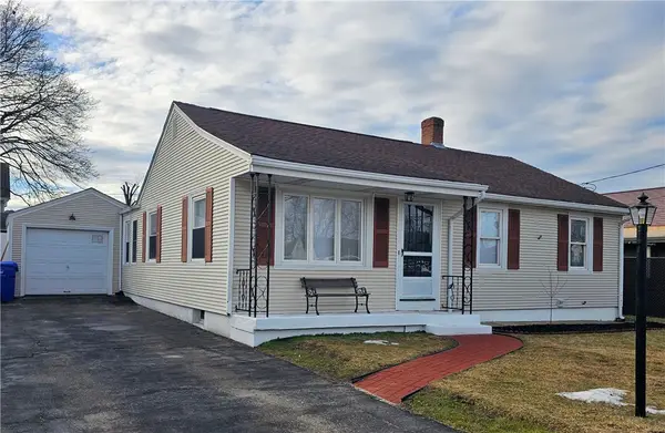 34 Elmcrest Drive, Pawtucket, RI 02861